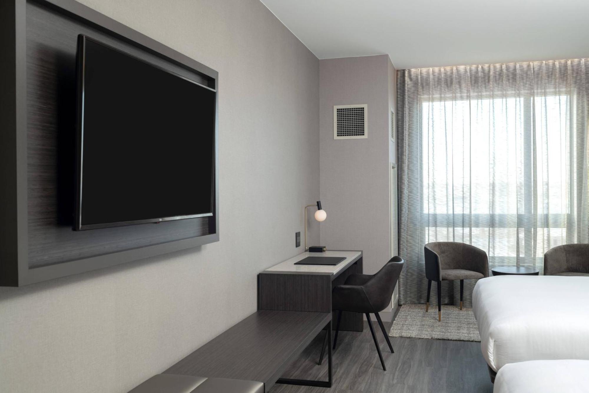 Guest room, 1 King, Sofa bed,1643208930:JPEG
